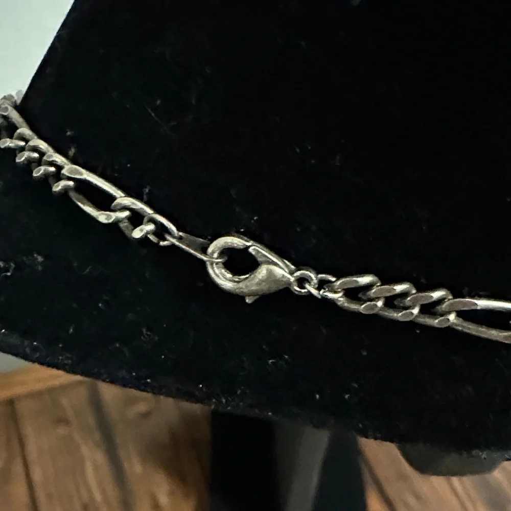 Stylish Silver Cross Pendant Necklace